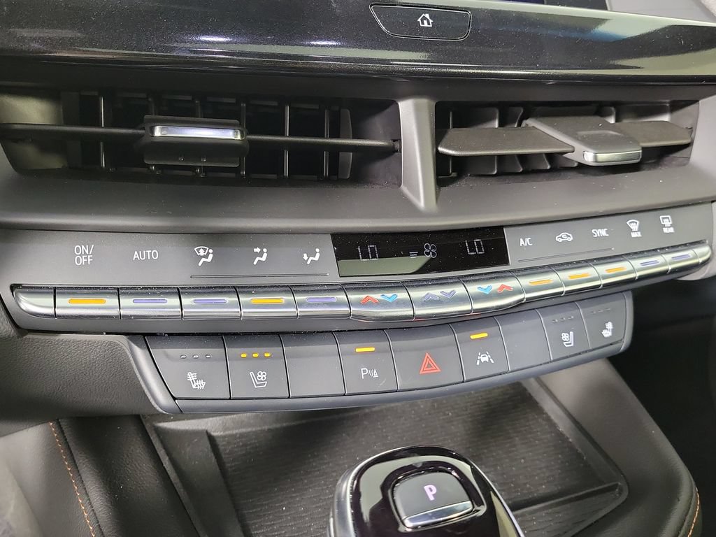 Used 2025 Cadillac CT4 V AWD/4WD image 29