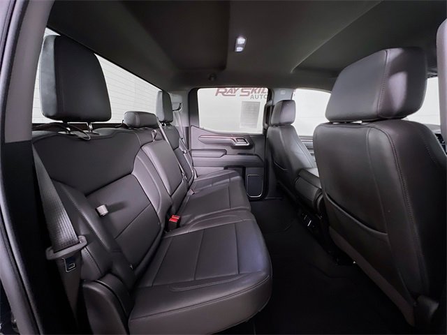 Used 2025 GMC Sierra 1500 SLT image 41