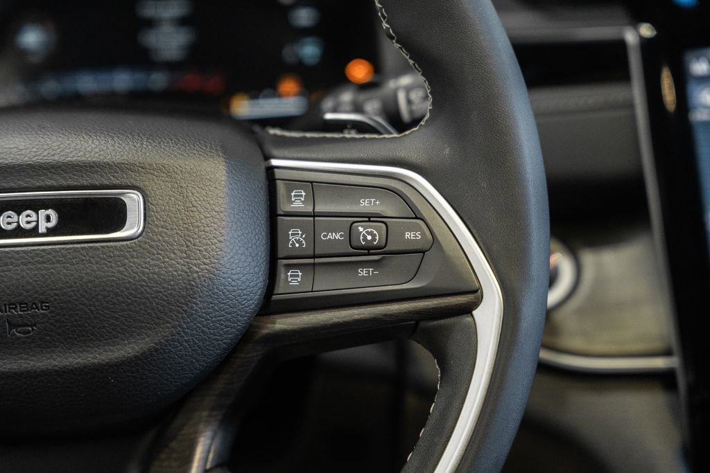 Certified 2023 Jeep Grand Cherokee 4WD 4xe image 33