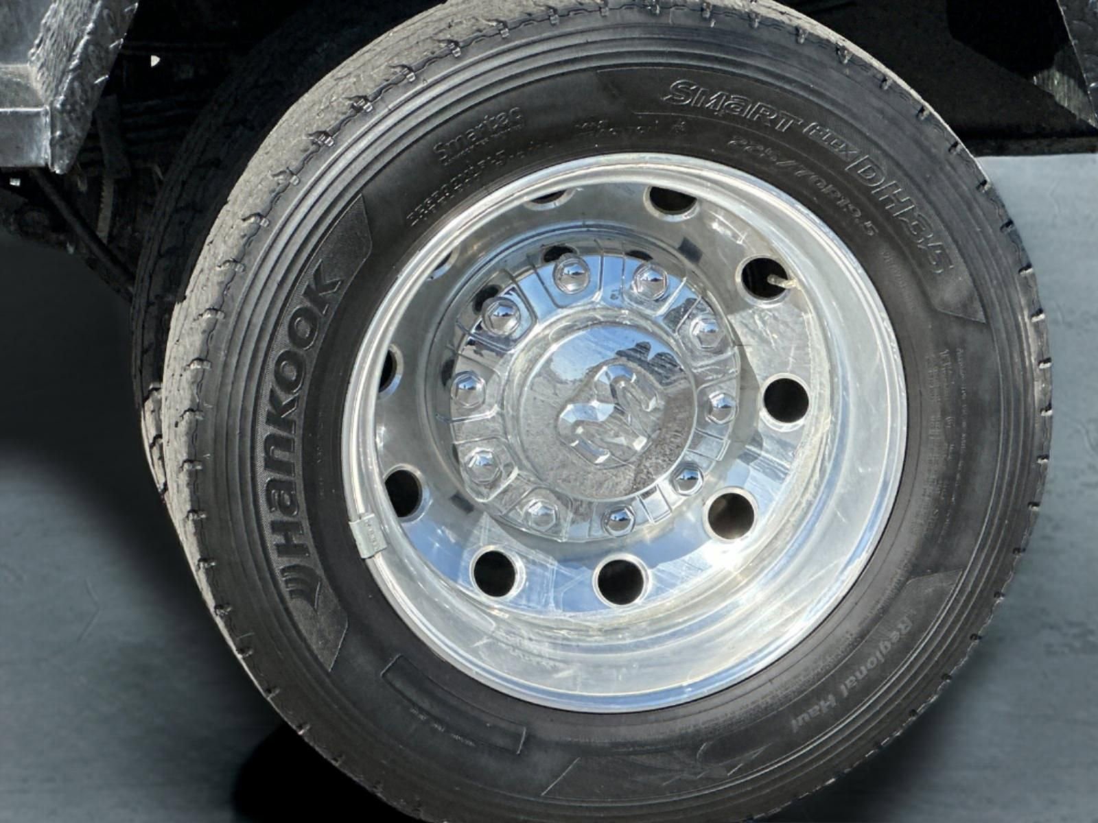 Used 2024 RAM 4500 Tradesman w/ Chrome Appearance Group image 24