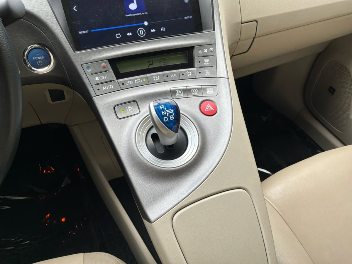 Used 2013 Toyota Prius Four FWD image 16
