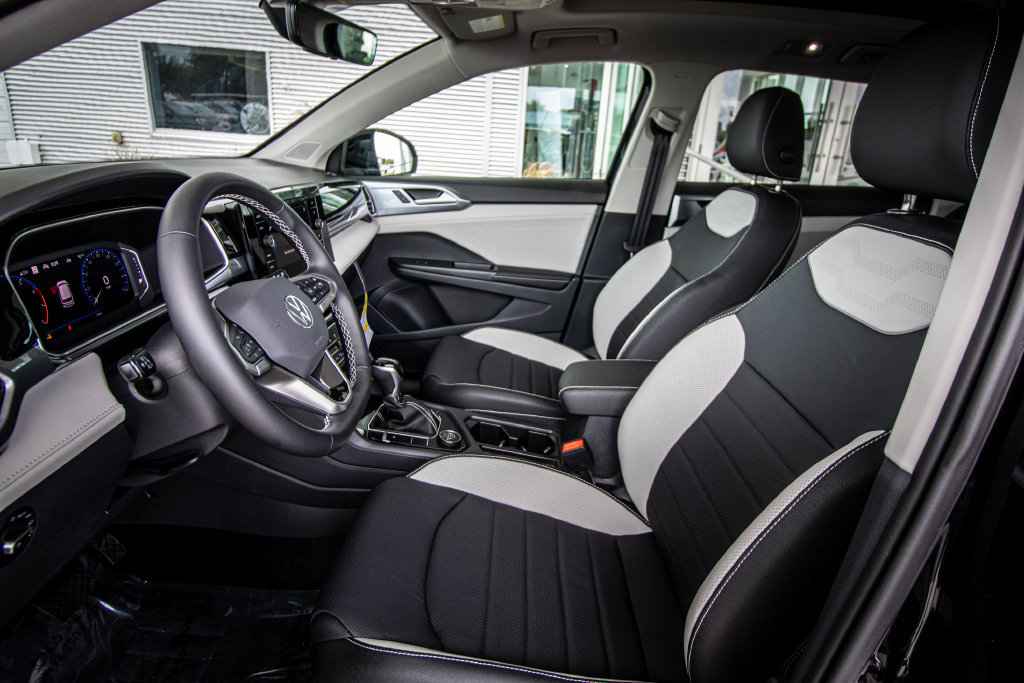 New 2026 Volkswagen Taos SEL AWD/4WD image 23