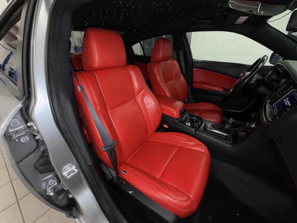 Used 2017 Dodge Charger R/T w/ Blacktop Package RWD image 16
