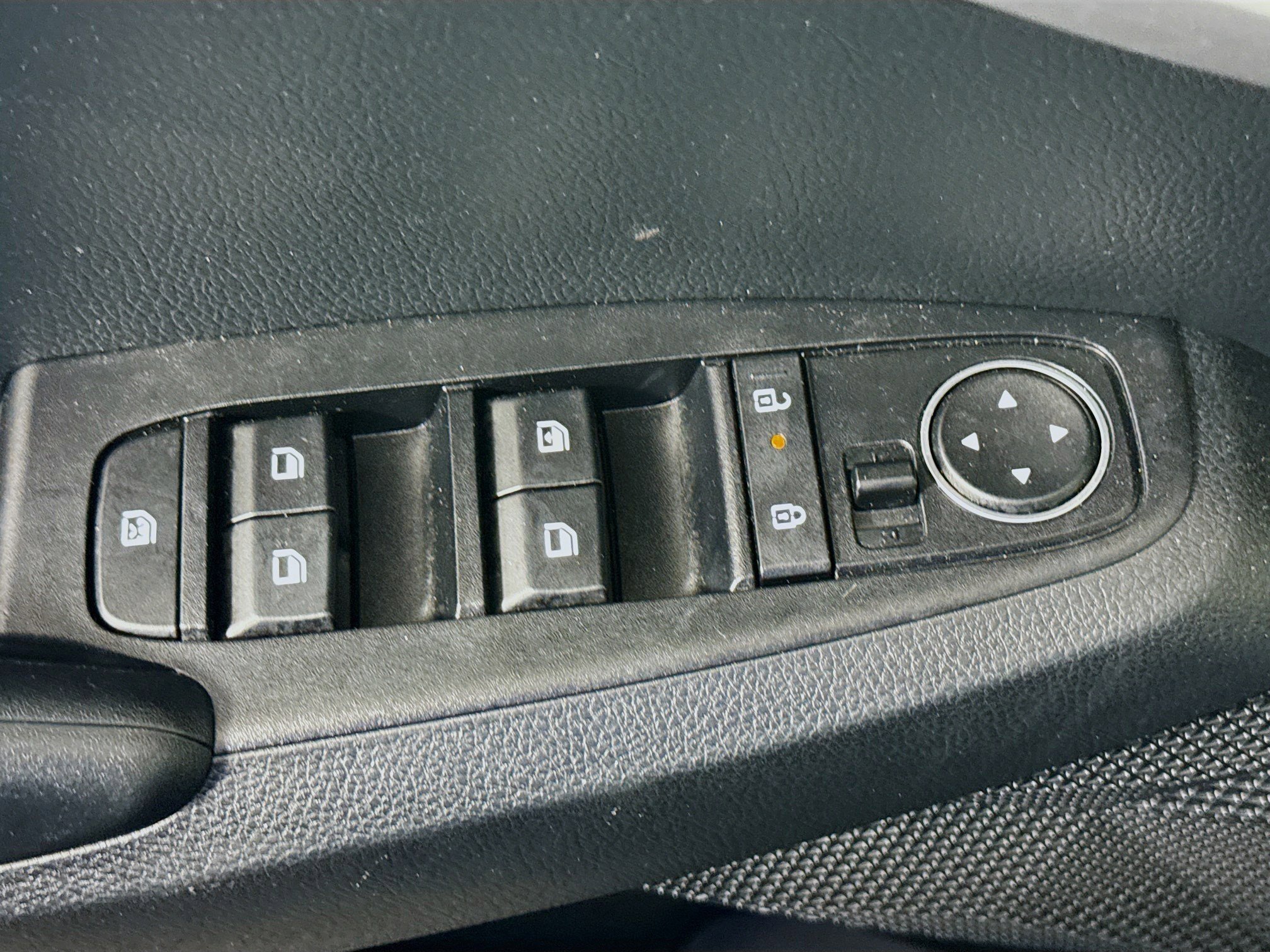 Used 2026 Kia Seltos LX image 23