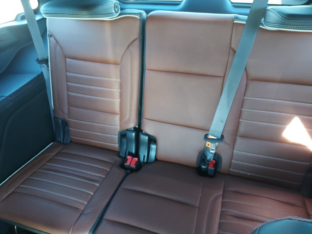 Used 2024 GMC Yukon Denali Ultimate AWD/4WD image 26