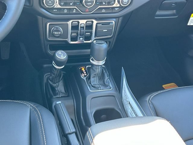 New 2026 Jeep Gladiator Mojave AWD/4WD image 16