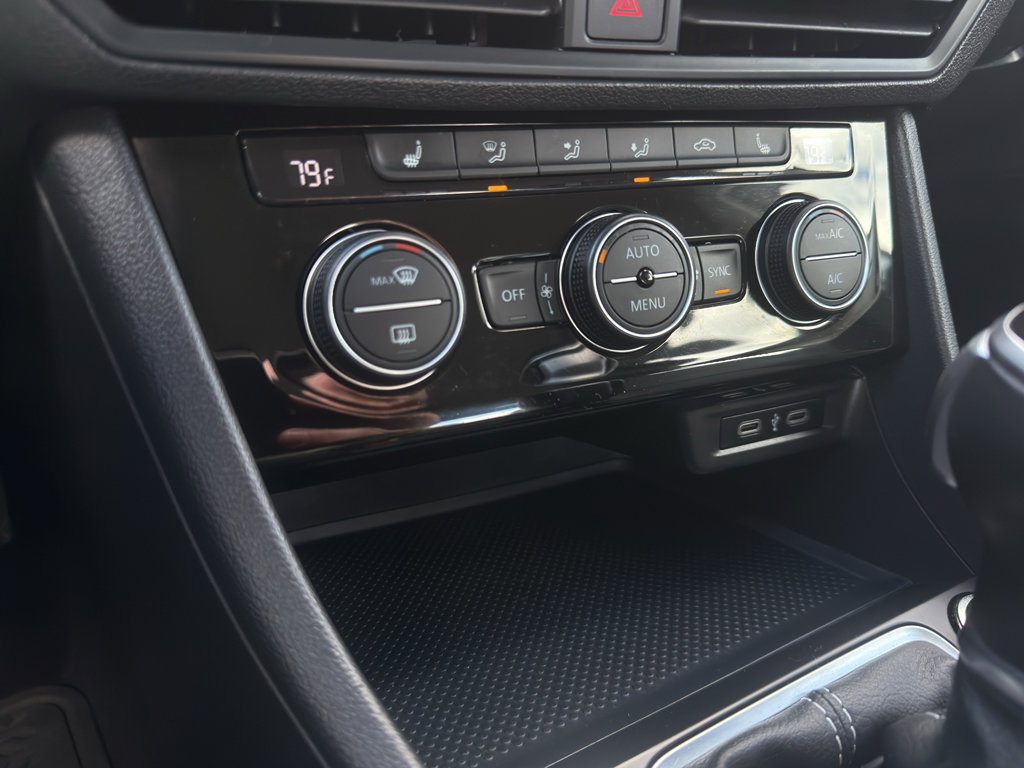 Used 2022 Volkswagen Jetta SE FWD image 20