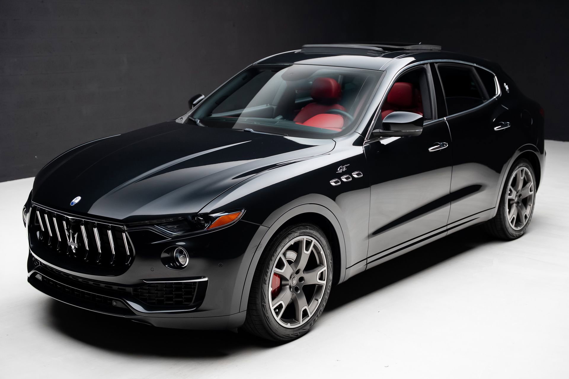 Used 2022 Maserati Levante GT AWD/4WD image 5