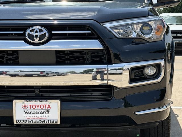 Used 2023 Toyota 4Runner Limited RWD image 9