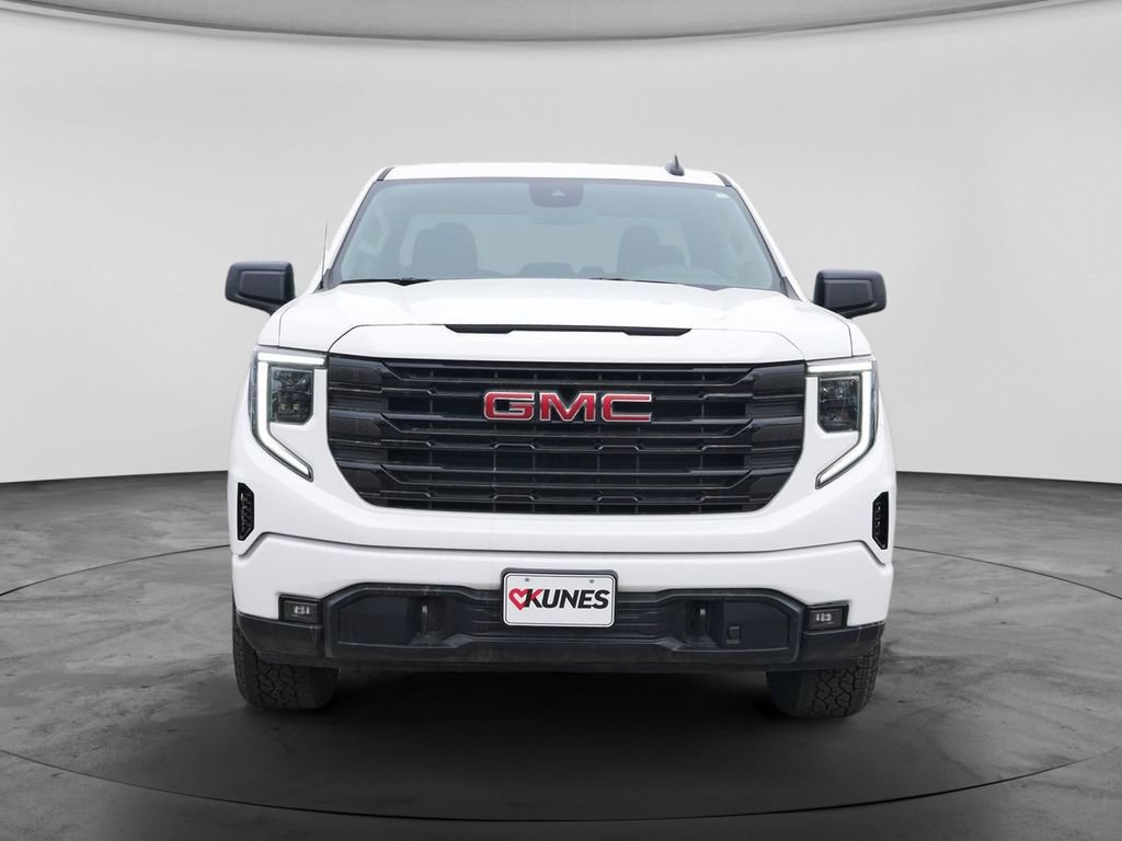 Used 2024 GMC Sierra 1500 Elevation AWD/4WD image 3