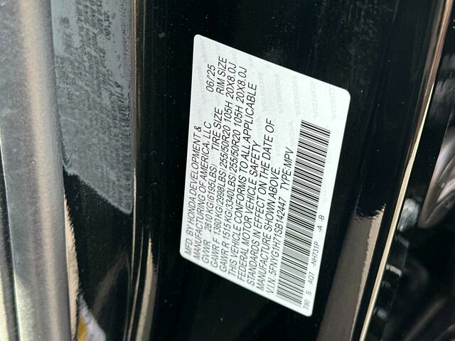 Used 2025 Honda Pilot Touring image 37