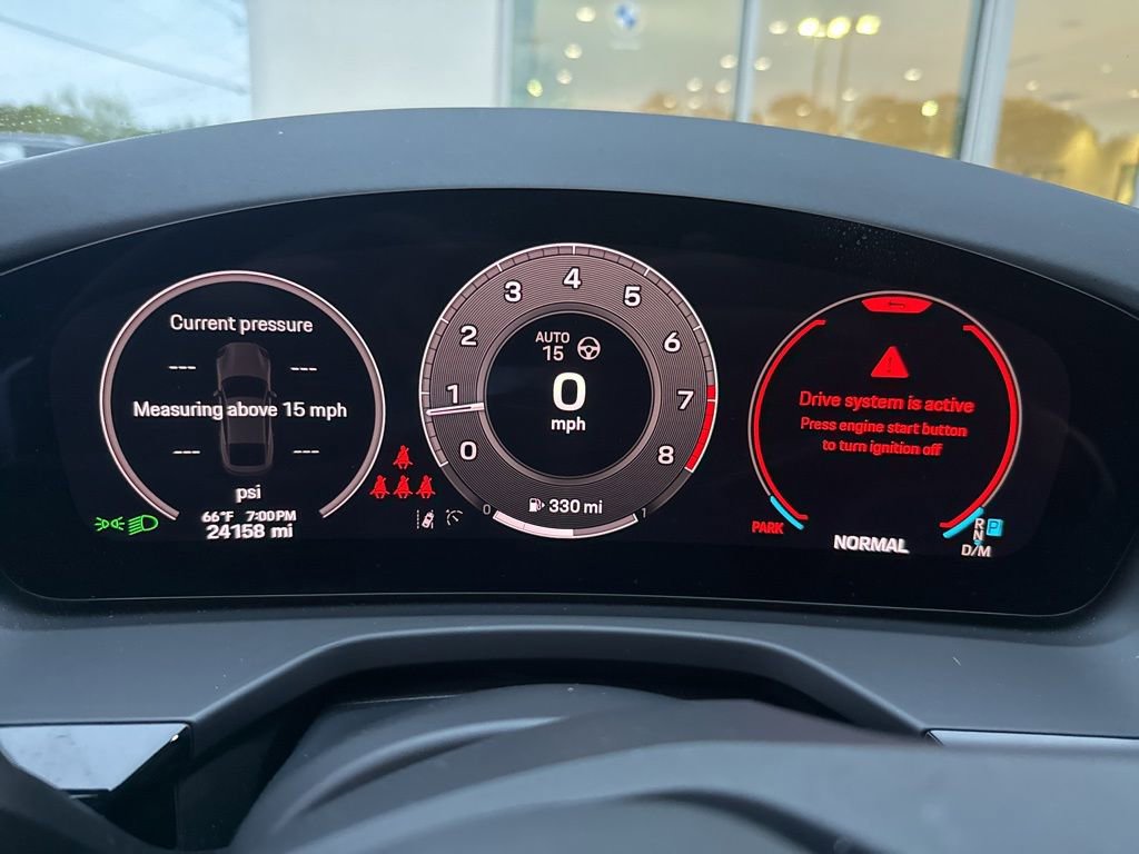 Used 2025 Porsche Panamera 4 image 3