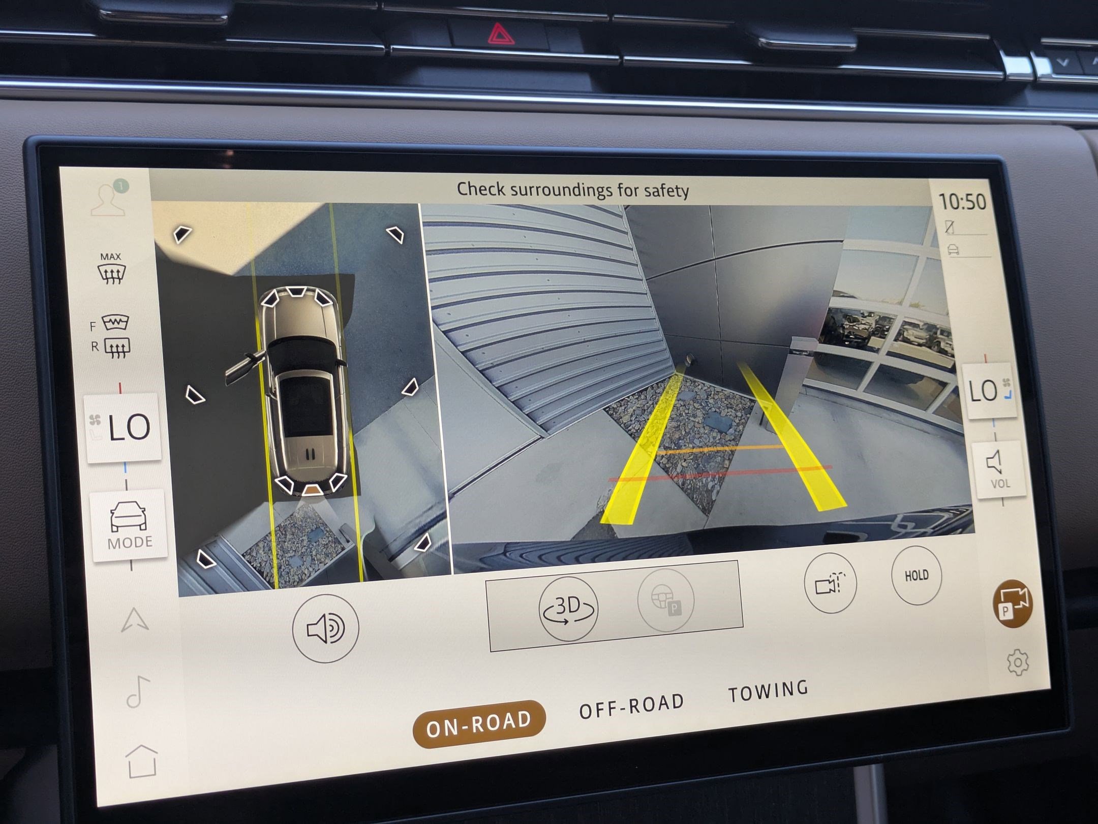 New 2025 Land Rover Range Rover Long Wheelbase SE image 19