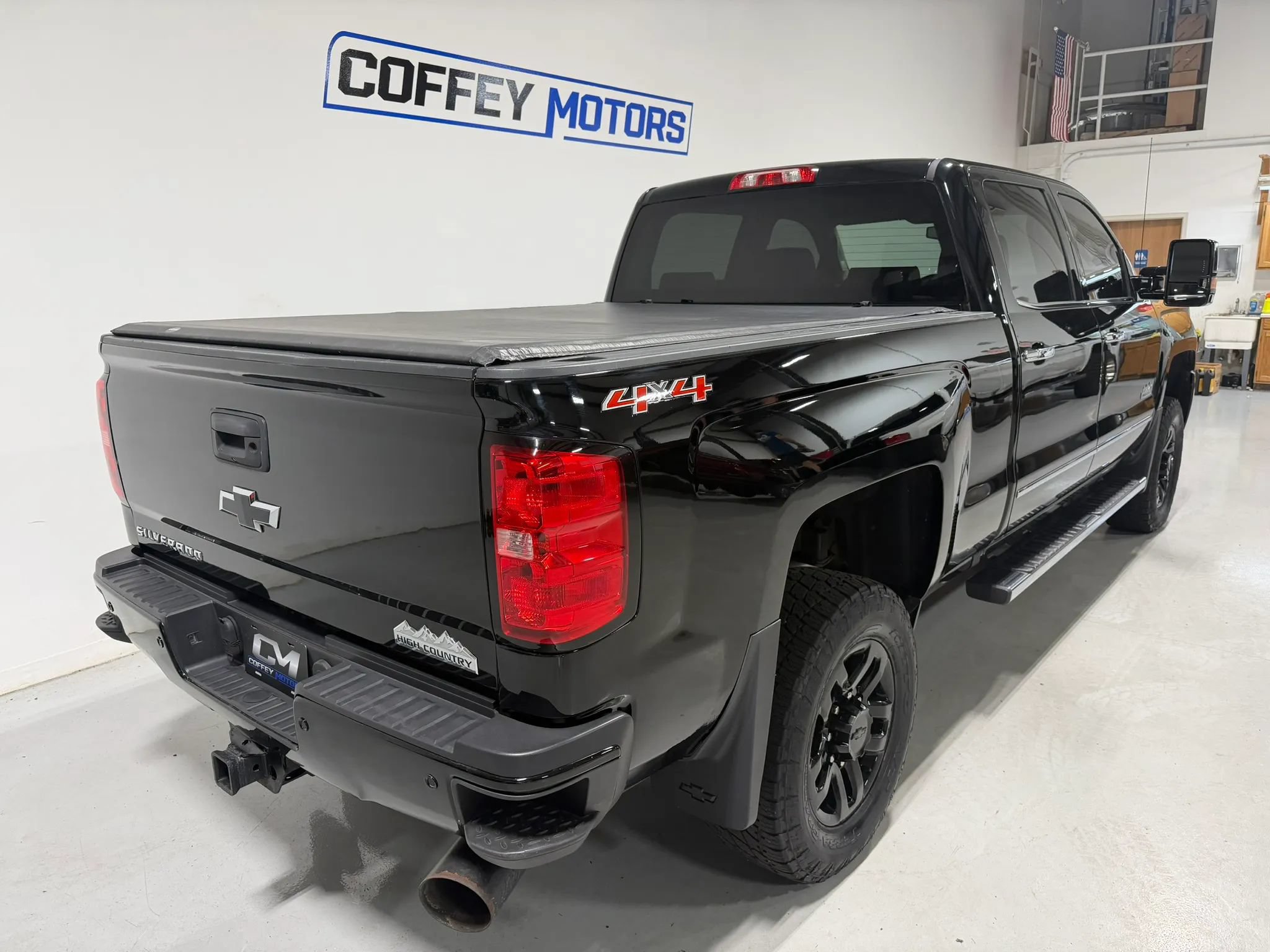 Used 2017 Chevrolet Silverado 3500 High Country w/ Duramax Plus Package AWD/4WD image 6