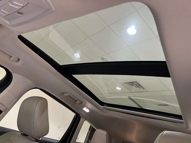 Used 2019 Ford Escape Titanium FWD image 18