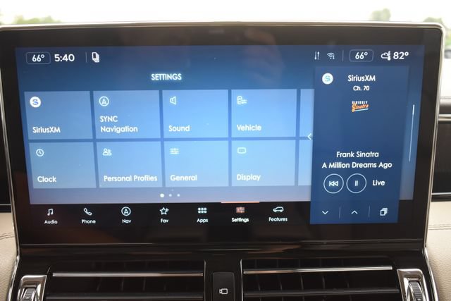 Used 2023 Lincoln Navigator L Reserve AWD/4WD image 35