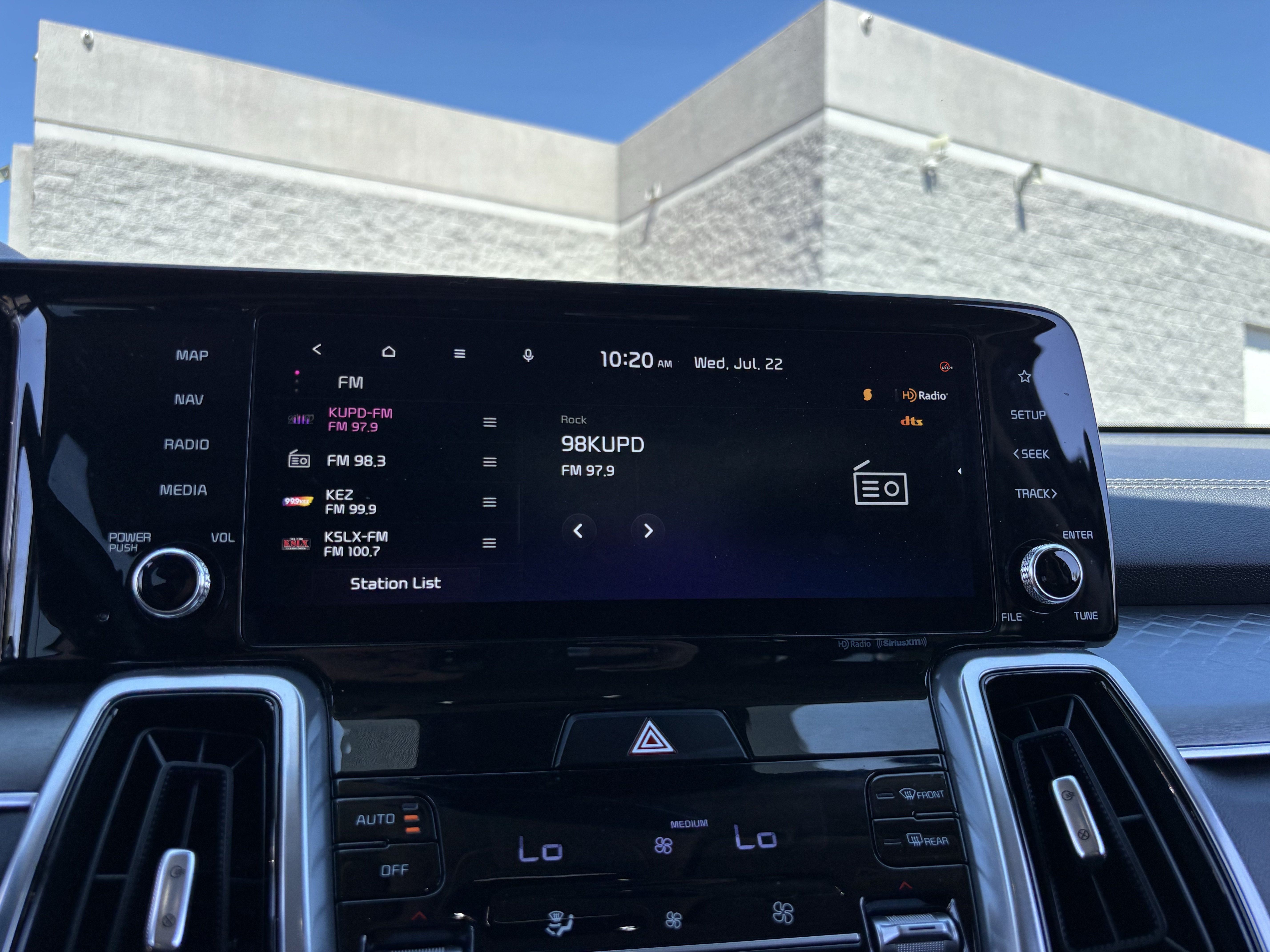 Certified 2023 Kia Sorento SX AWD/4WD image 20