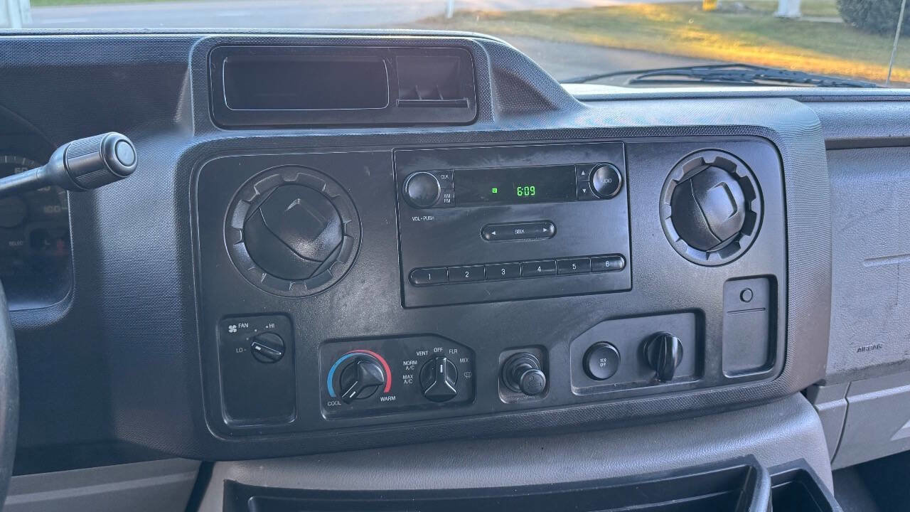 Used 2011 Ford E-250 and Econoline 250 w/ PWR Group image 16