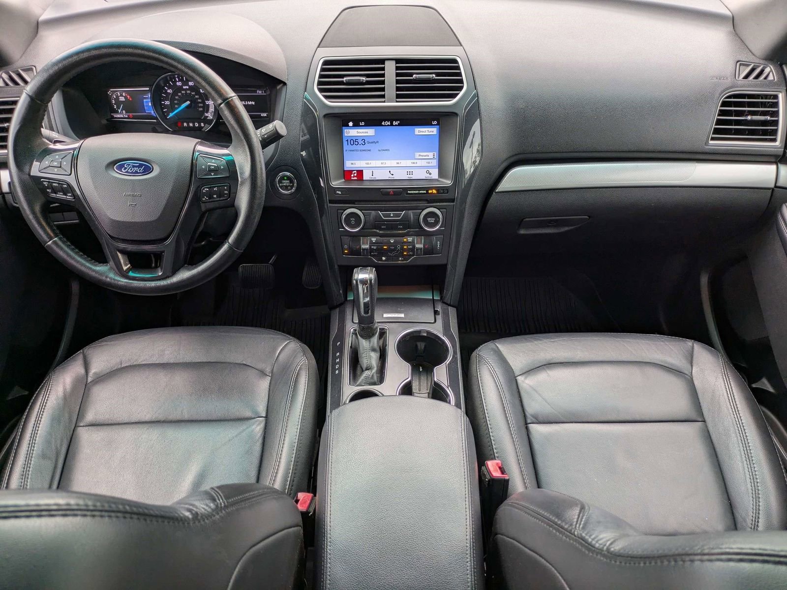 Used 2017 Ford Explorer XLT w/ Equipment Group 202A FWD image 9
