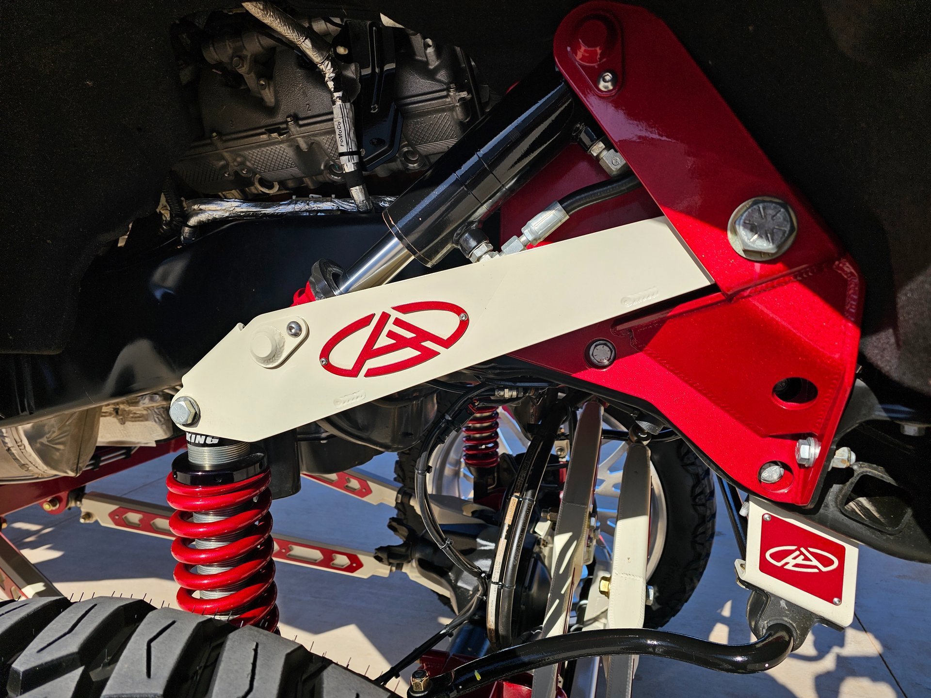 Used 2025 Ford F250 Platinum w/ FX4 Off-Road Package image 35