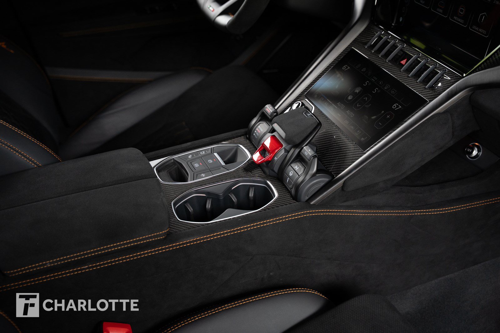 Used 2023 Lamborghini Urus Performante AWD/4WD image 36