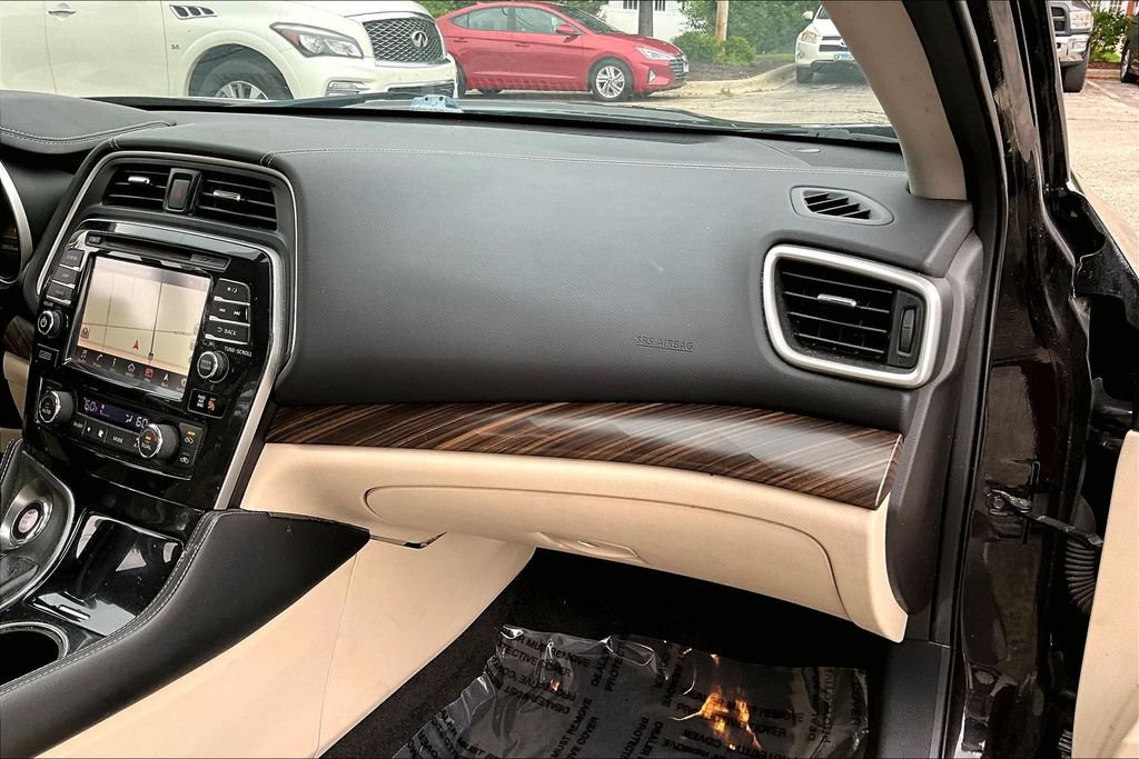 Used 2016 Nissan Maxima Platinum FWD image 27