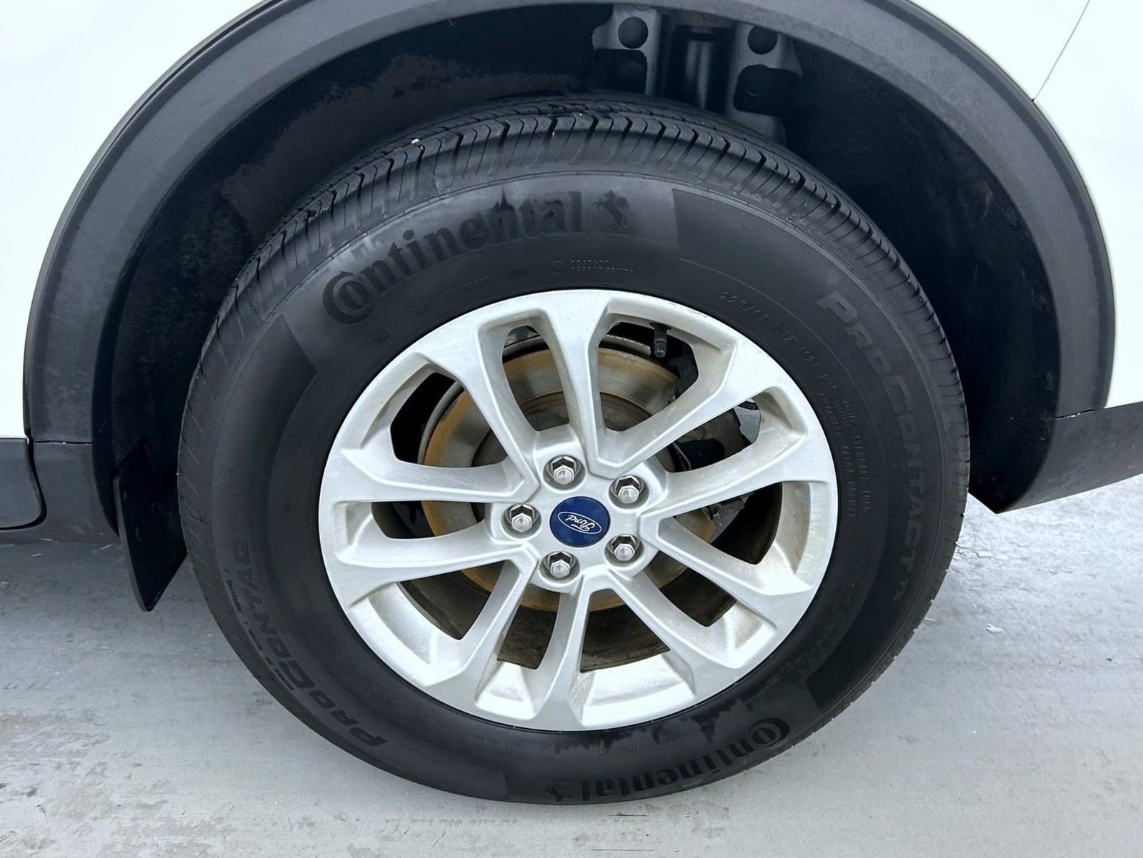 Used 2020 Ford Escape SE image 22