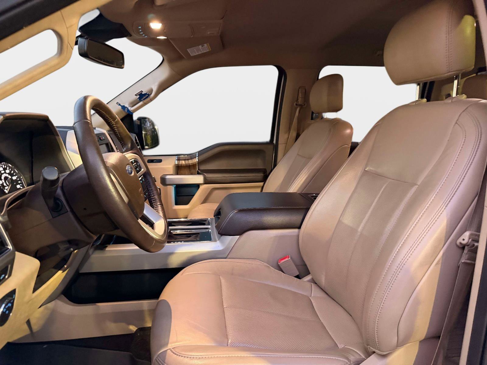 Used 2019 Ford F150 Lariat RWD image 8