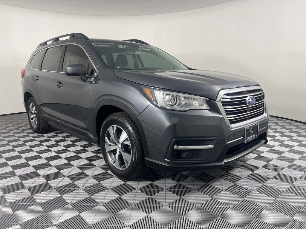 Used 2021 Subaru Ascent Premium w/ Convenience Package image 2