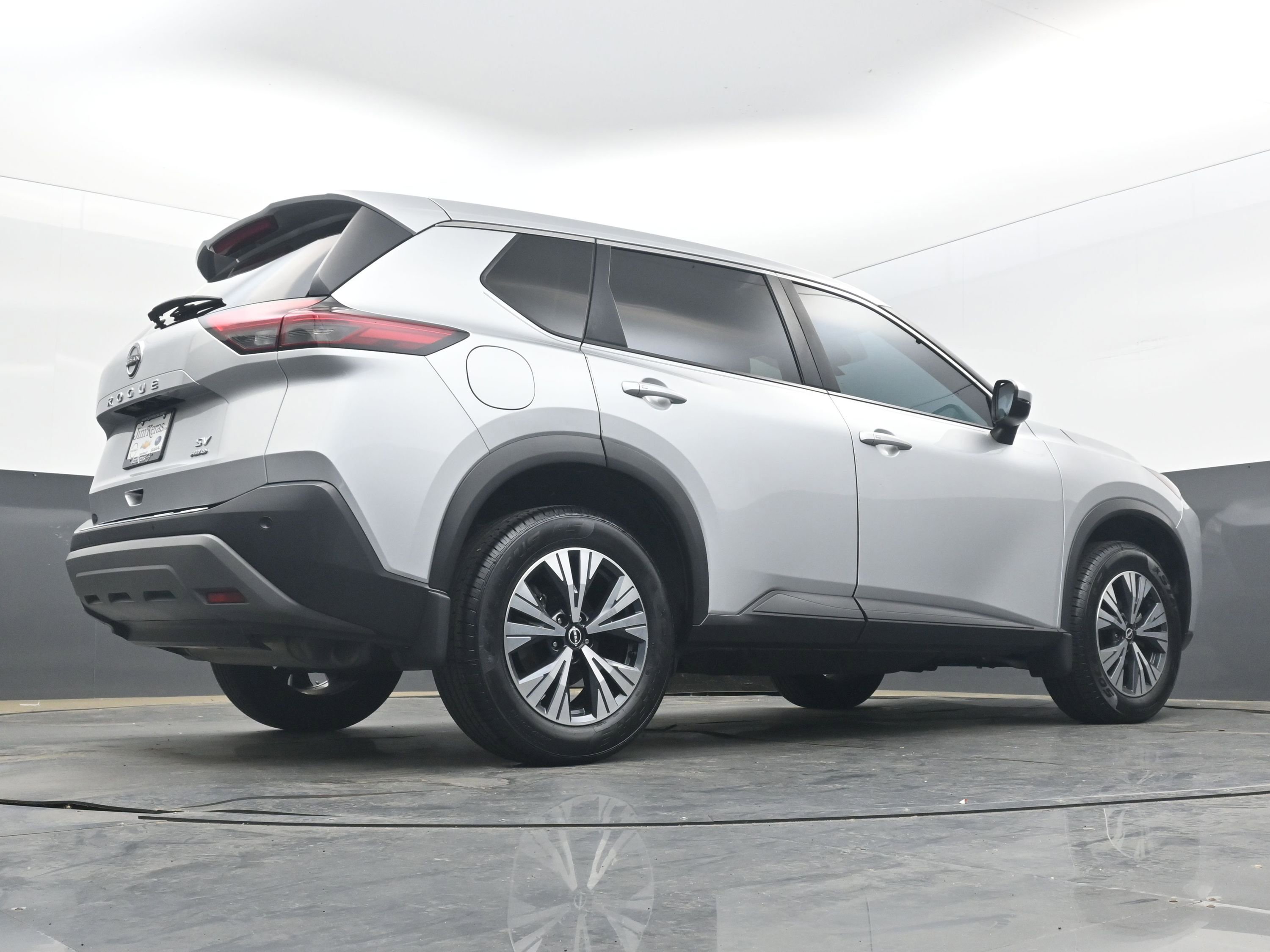 Used 2022 Nissan Rogue SV image 28