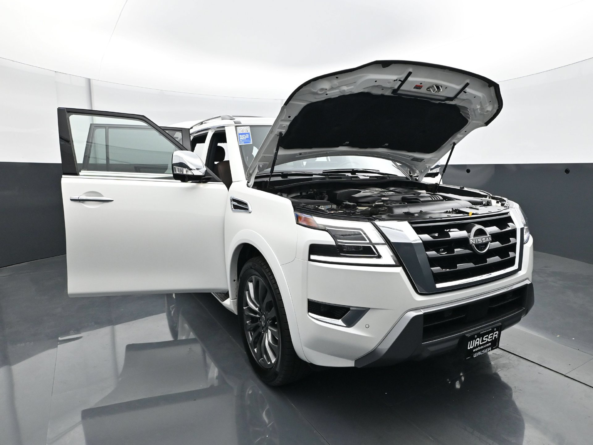 Used 2024 Nissan Armada Platinum w/ Captain's Chairs Package AWD/4WD image 41