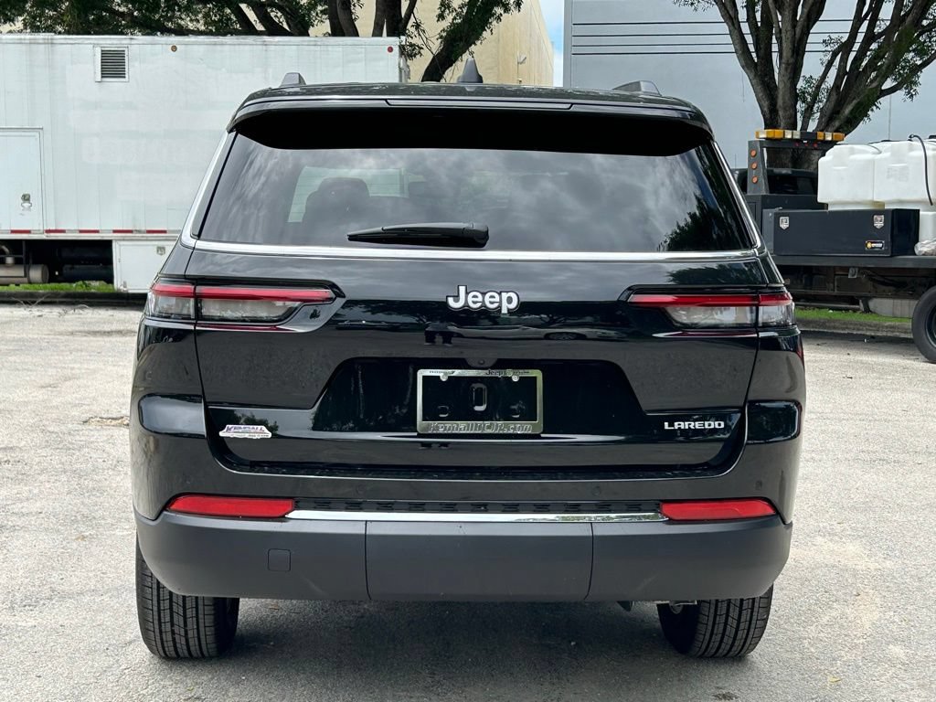 New 2024 Jeep Grand Cherokee L Laredo RWD image 5