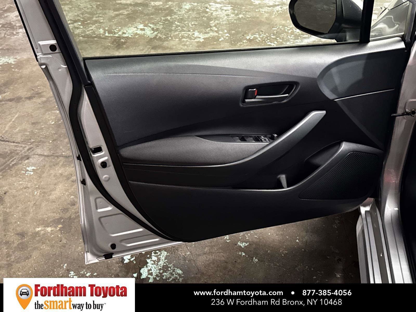 Certified 2023 Toyota Corolla LE w/ LE Convenience Package image 6