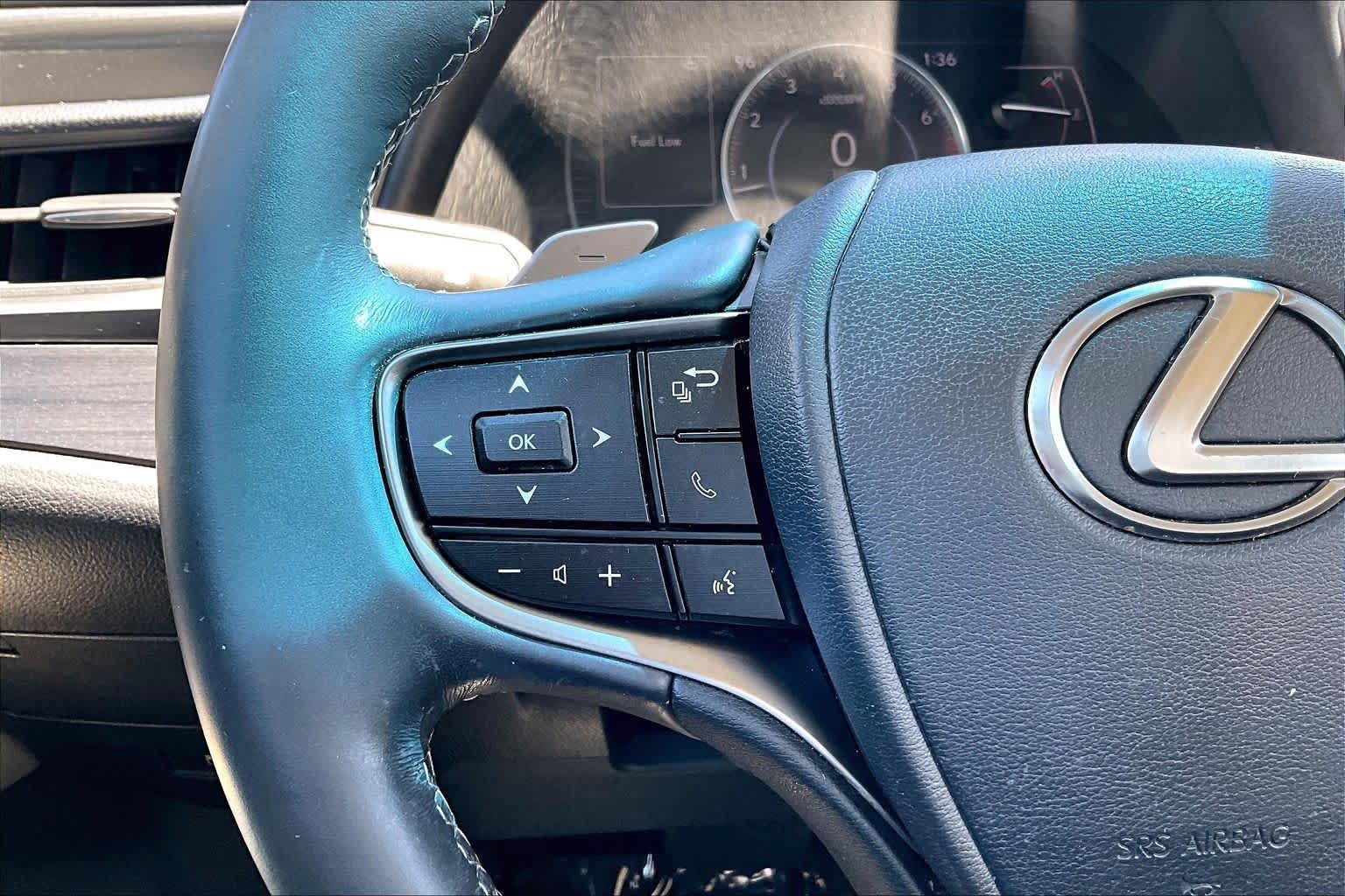 Used 2021 Lexus ES 350 w/ Accessory Package FWD image 23