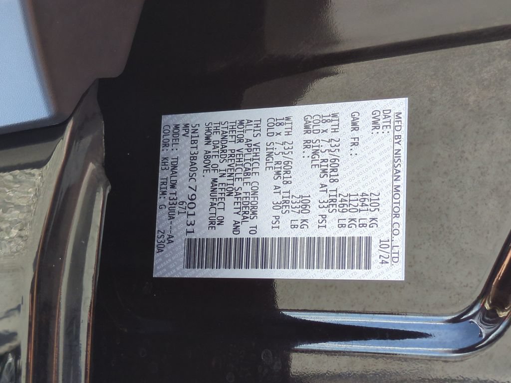 Certified 2025 Nissan Rogue SV FWD image 24