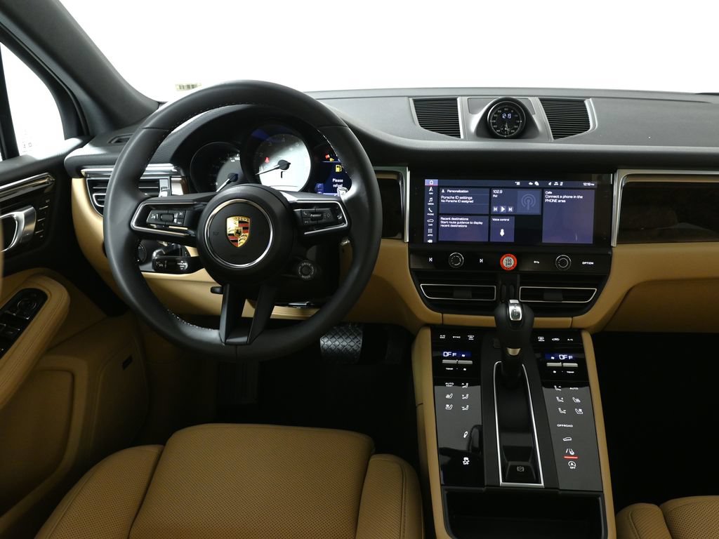 Used 2026 Porsche Macan S AWD/4WD image 17