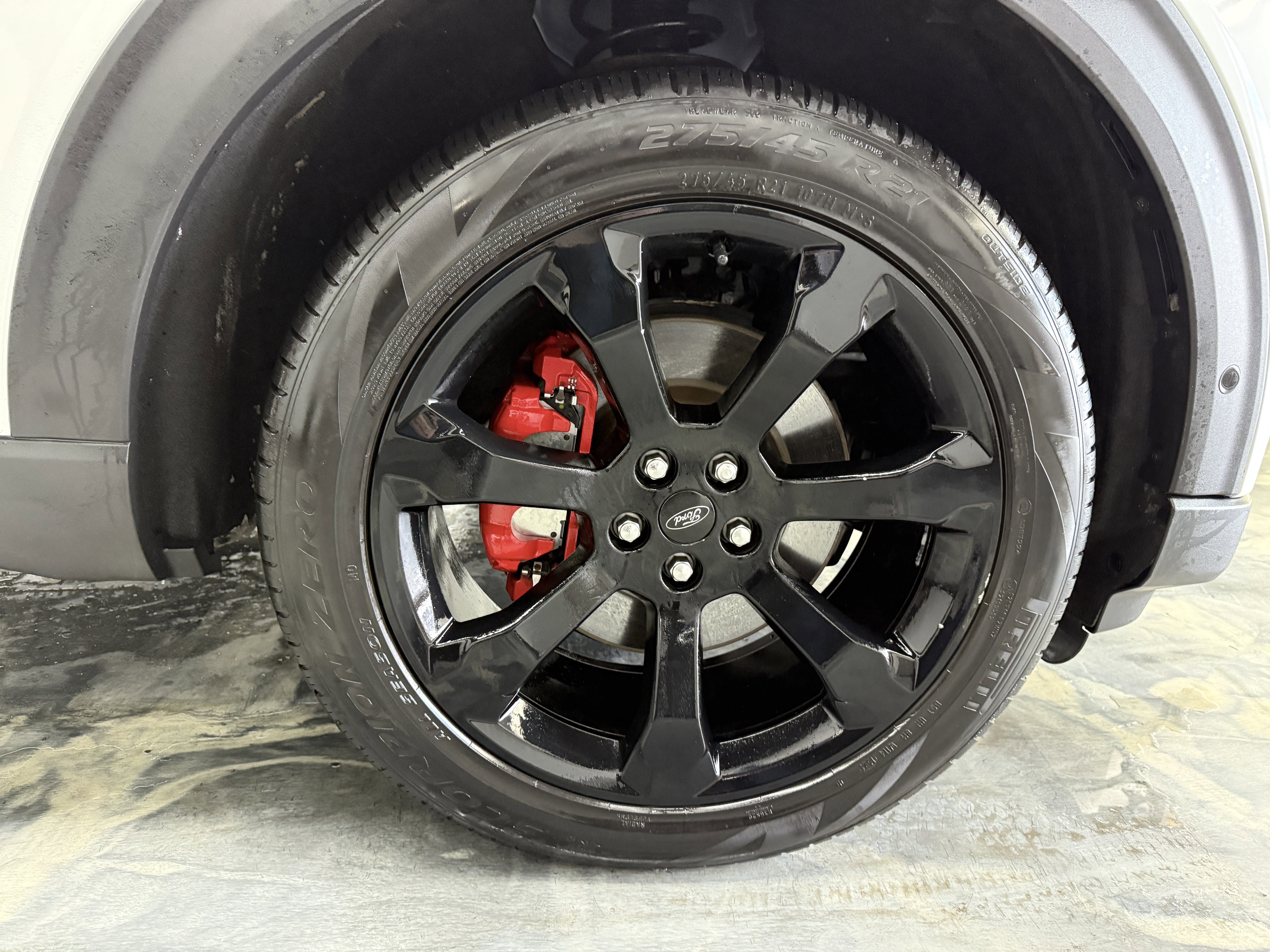 Used 2020 Ford Explorer ST w/ ST Street Pack image 28