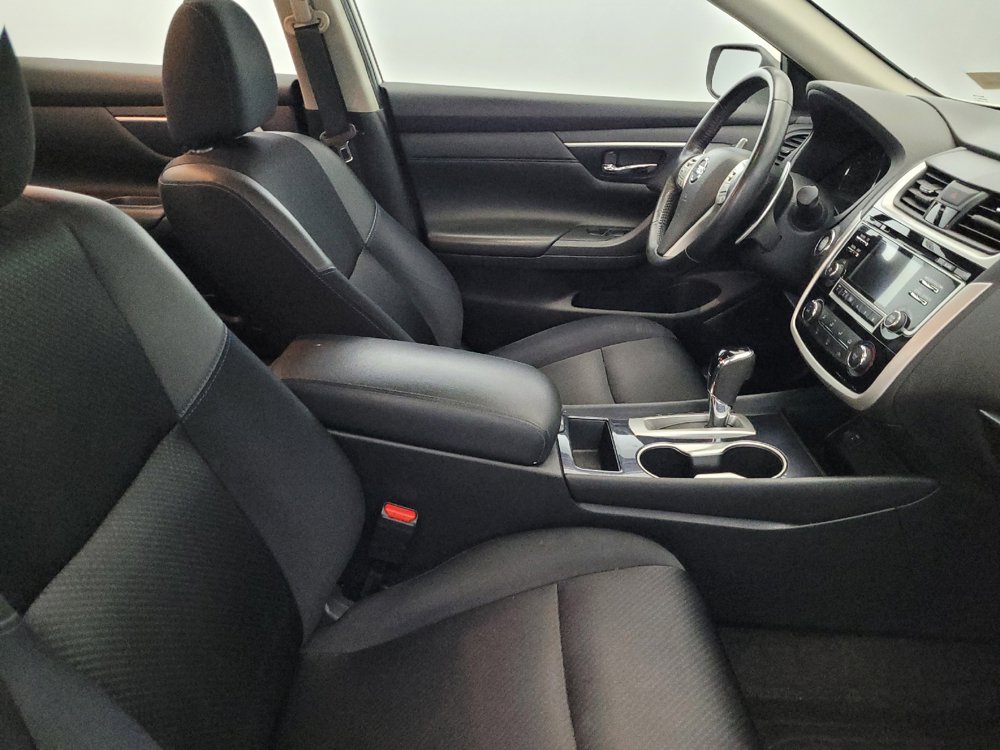 Used 2018 Nissan Altima 2.5 SR FWD image 21