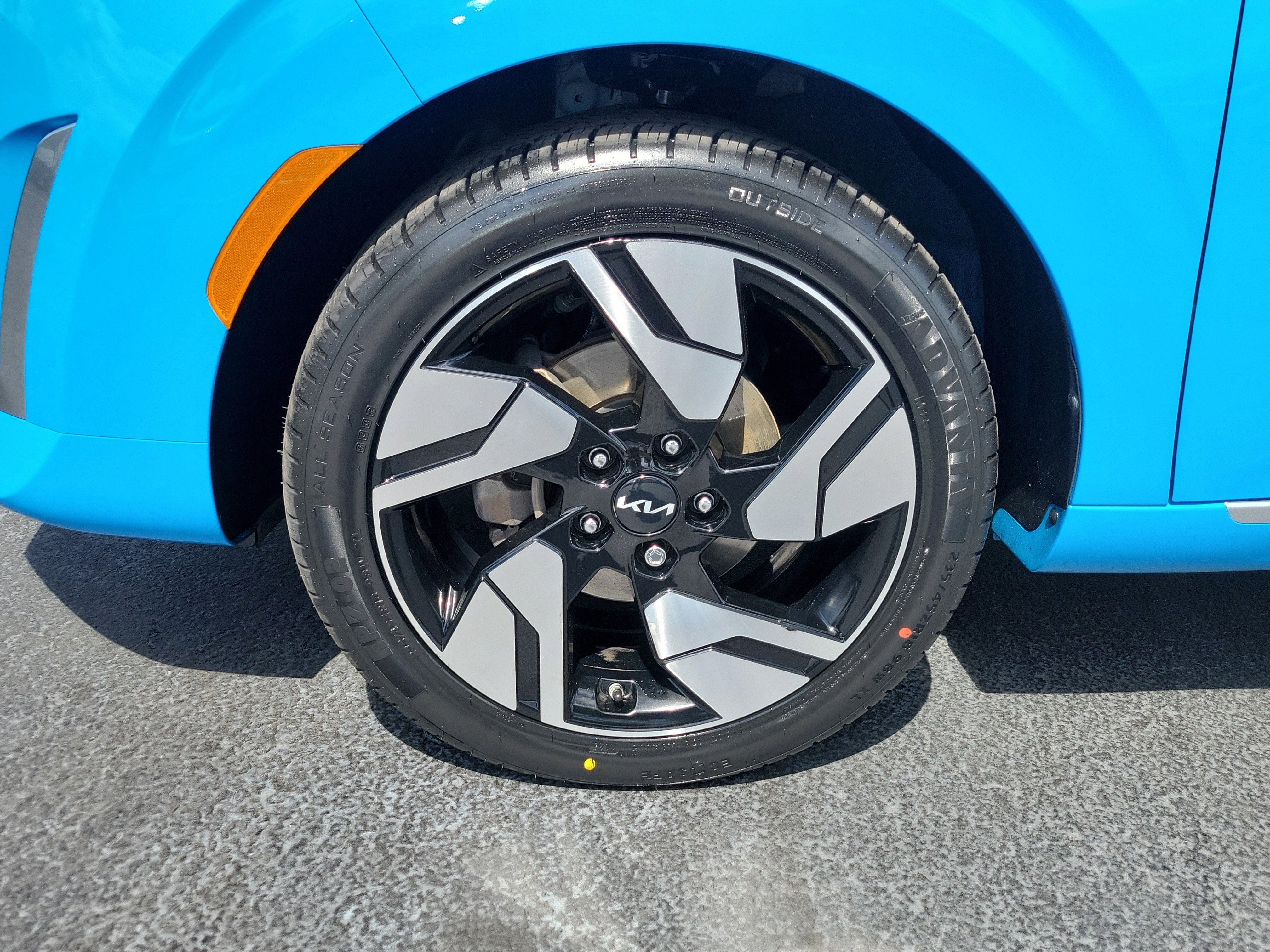 Used 2023 Kia Soul GT-Line FWD image 5