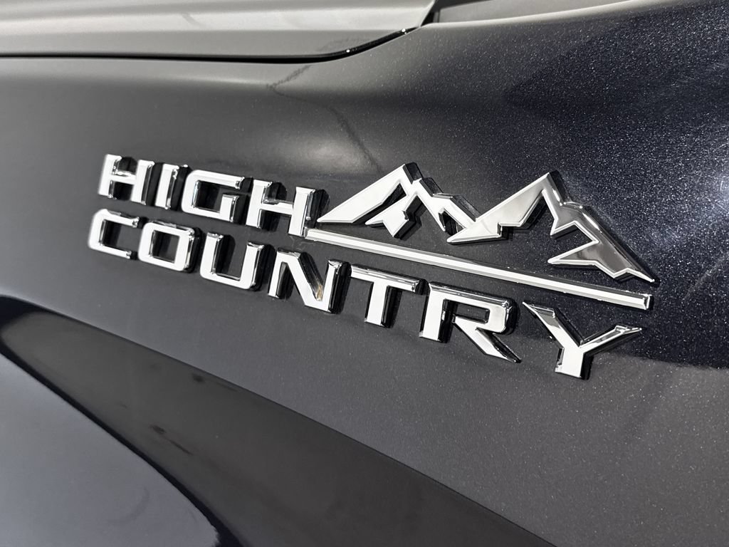 Used 2022 Chevrolet Silverado 1500 High Country w/ Z71 Off-Road Package AWD/4WD image 31