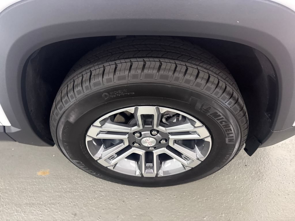 New 2026 GMC Terrain Elevation w/ Technology Package II FWD image 4