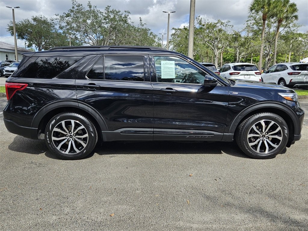 Used 2023 Ford Explorer ST-Line w/ Class IV Trailer Tow Package image 10