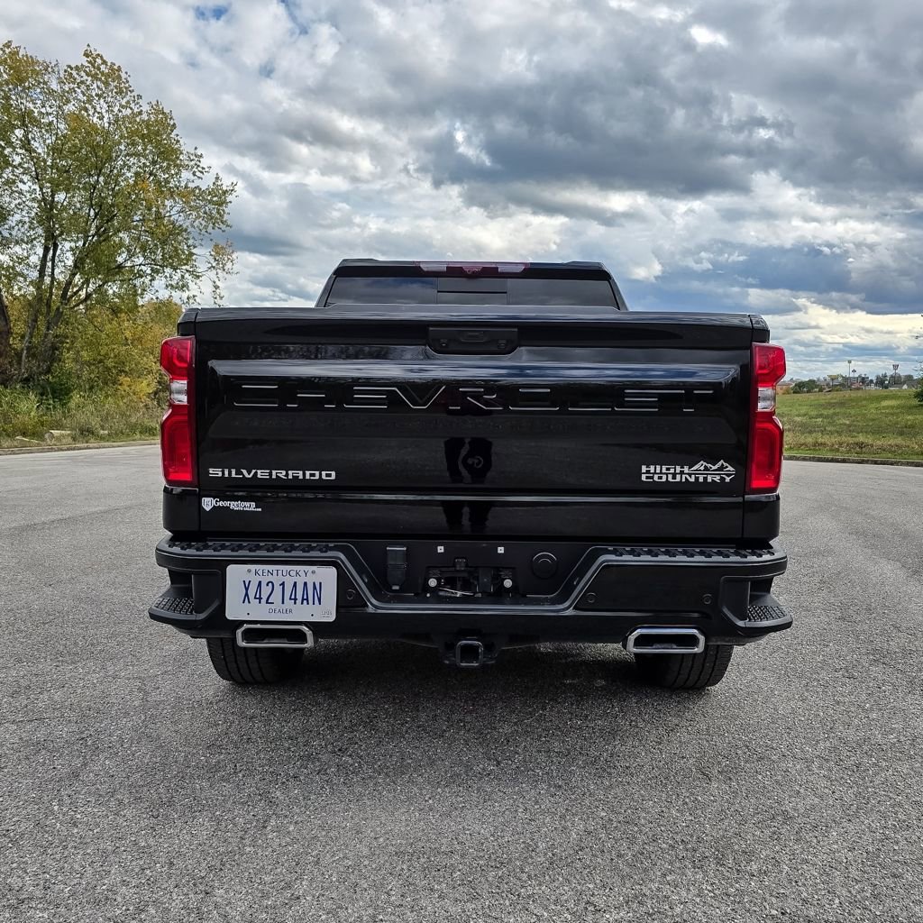 Used 2024 Chevrolet Silverado 1500 High Country w/ High Country Premium Package image 45
