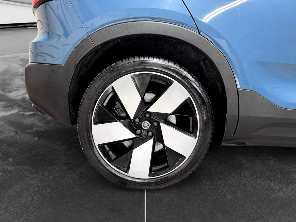 Used 2022 Volvo C40 P8 Recharge Ultimate AWD/4WD image 38