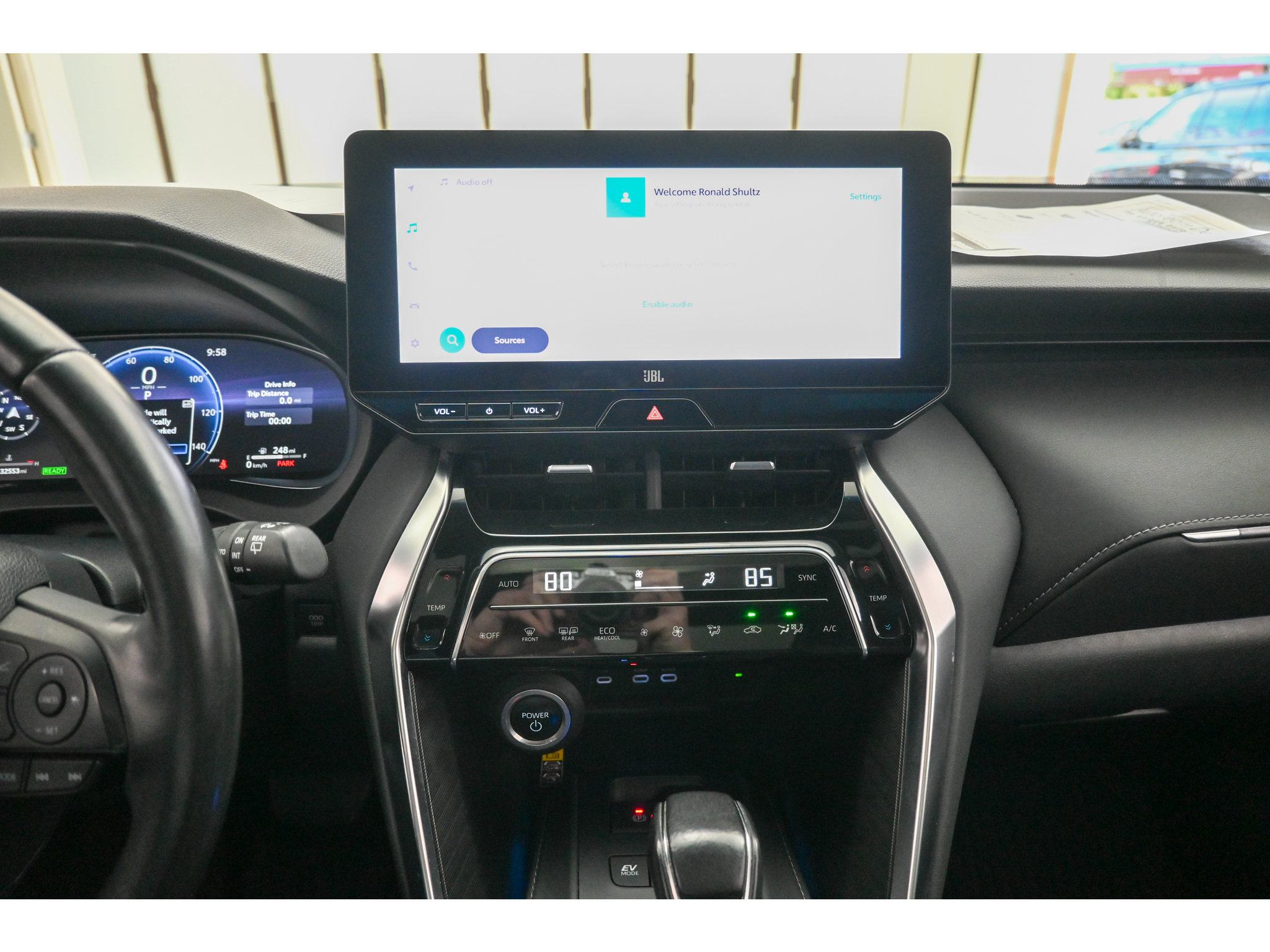 Used 2023 Toyota Venza Limited AWD/4WD image 18