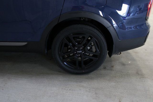 Used 2023 Kia Telluride EX X-Line image 10