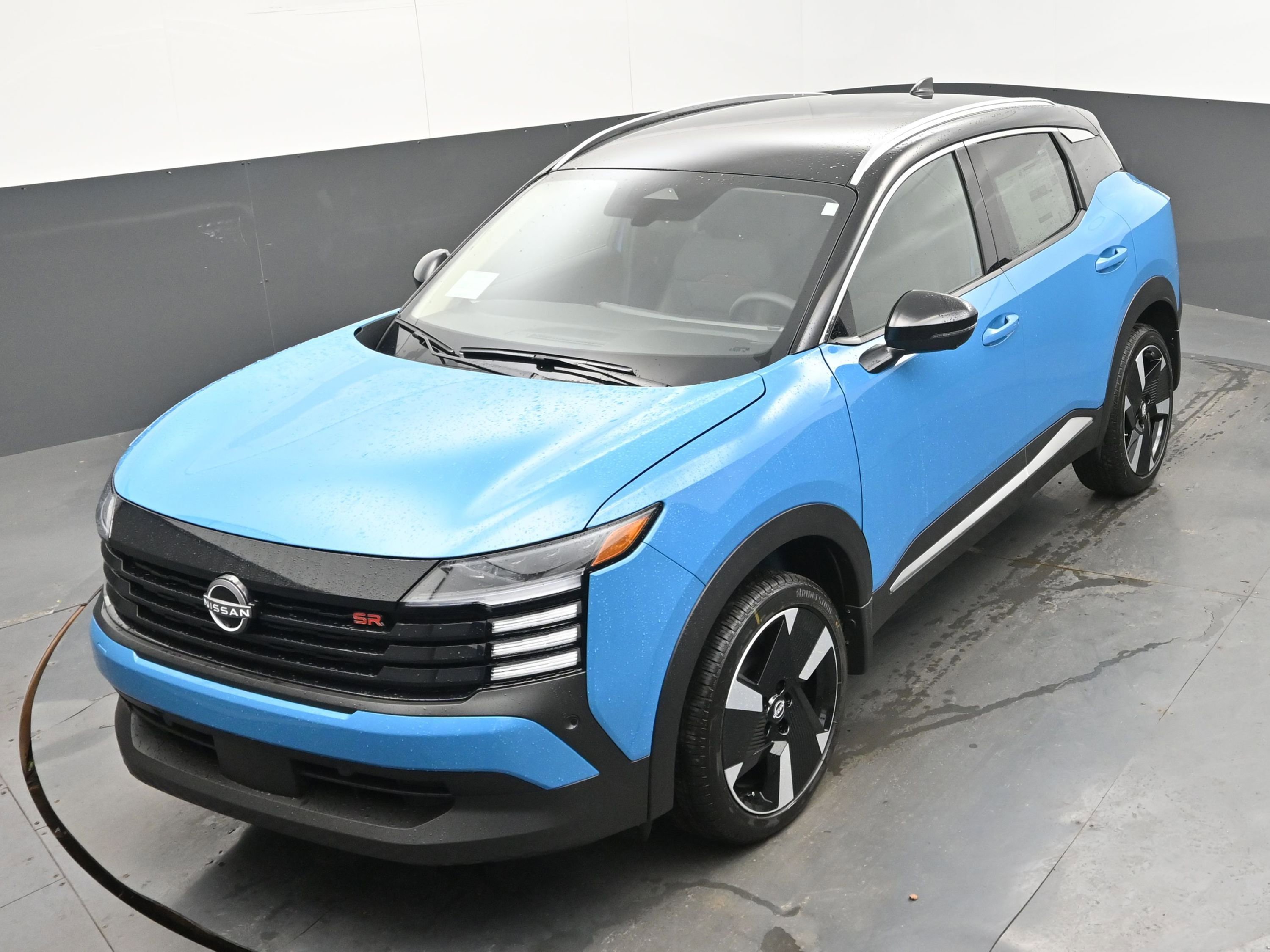 New 2025 Nissan Kicks SR image 32