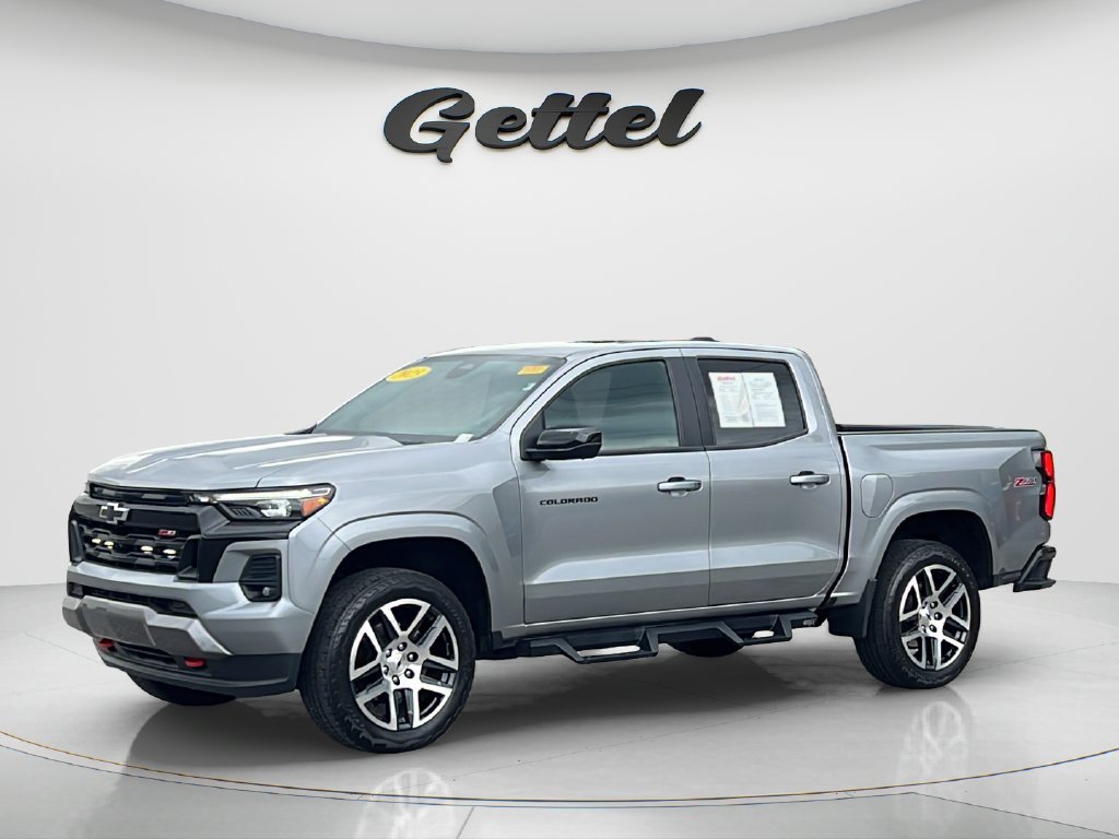 Used 2023 Chevrolet Colorado Z71 w/ Z71 Convenience Package 2