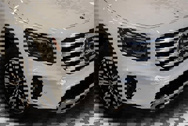 New 2025 Mercedes-Benz GLB 250 4MATIC image 15