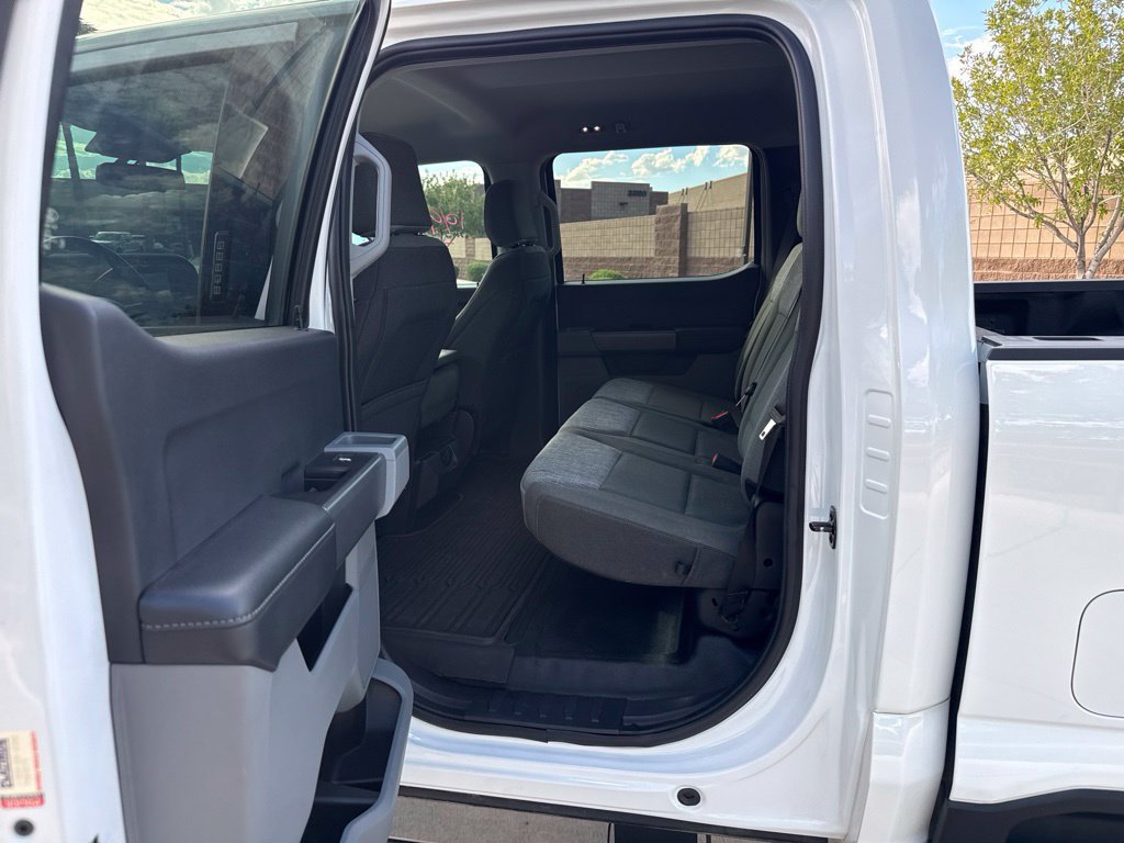 Used 2023 Ford F350 XLT AWD/4WD image 9